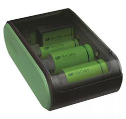 Univerzální nabíječka baterií GP B631 (B55630) 1604863100 pro AAA, AA, C, D, 9V - 2